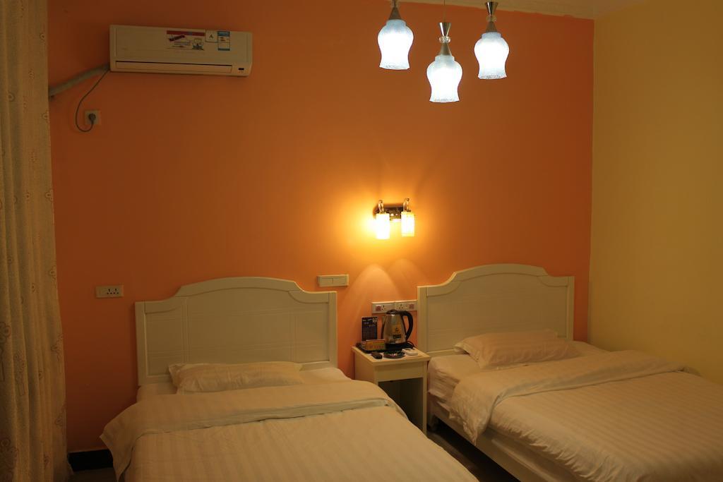 Yangshuo Romantic Inn Exterior photo