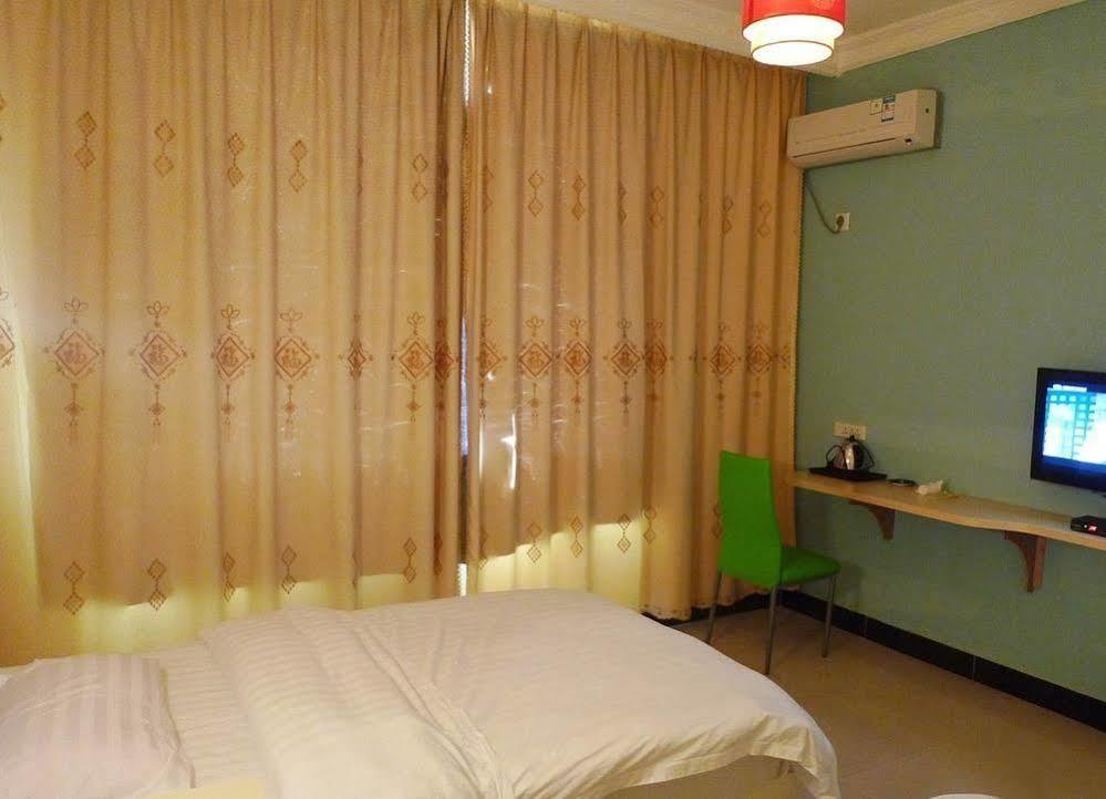 Yangshuo Romantic Inn Exterior photo